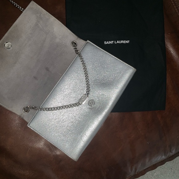 Saint Laurent Silver Kate Monogram Medium Cloud - Picture 7 of 8